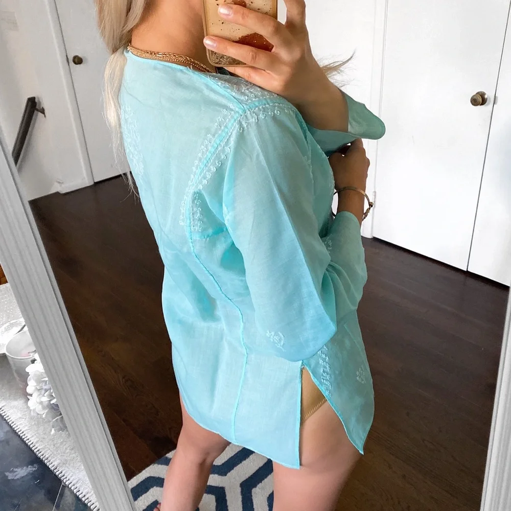 🐚 AQUA BLUE WHITE EMBROIDERED BEACH COVERUP! - Picture 5 of 13